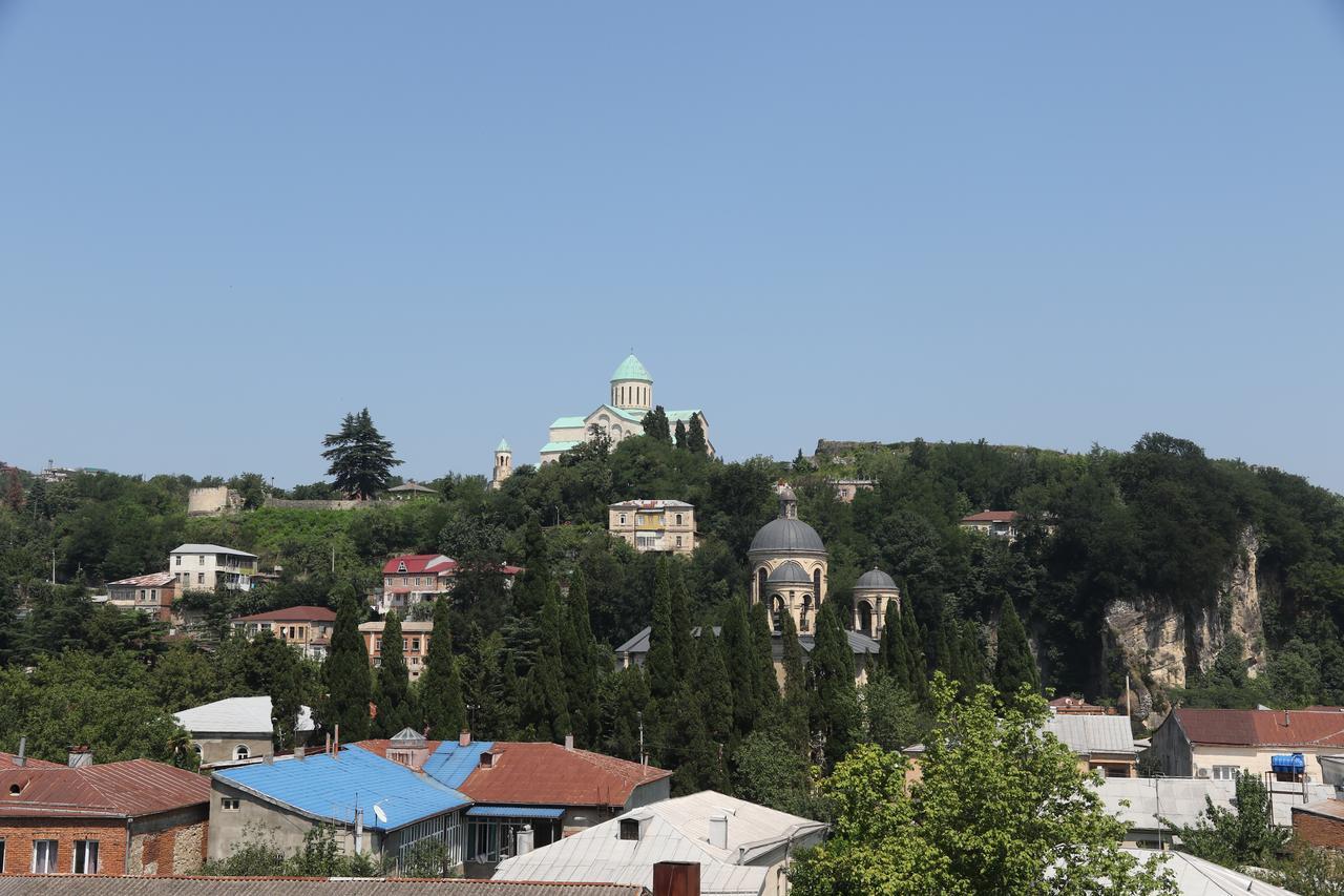 Hotel Rero Kutaisi Bagian luar foto
