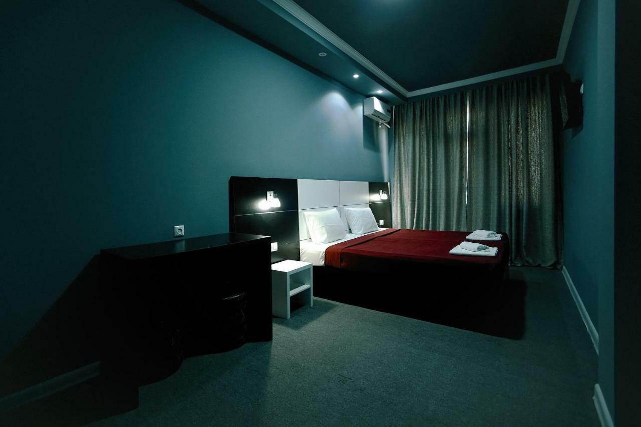Hotel Rero Kutaisi Bagian luar foto