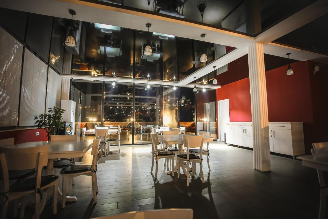 Hotel Rero Kutaisi Bagian luar foto
